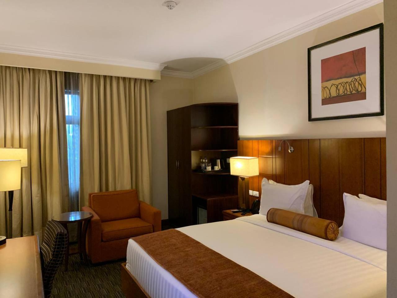 The Hub Hotel Addis Ababa Bagian luar foto