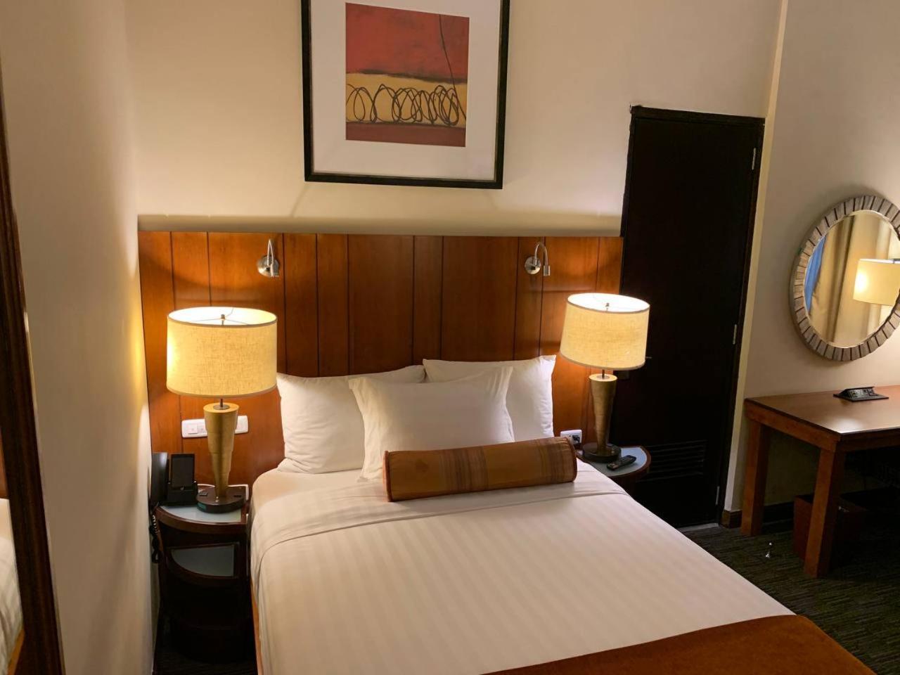 The Hub Hotel Addis Ababa Bagian luar foto