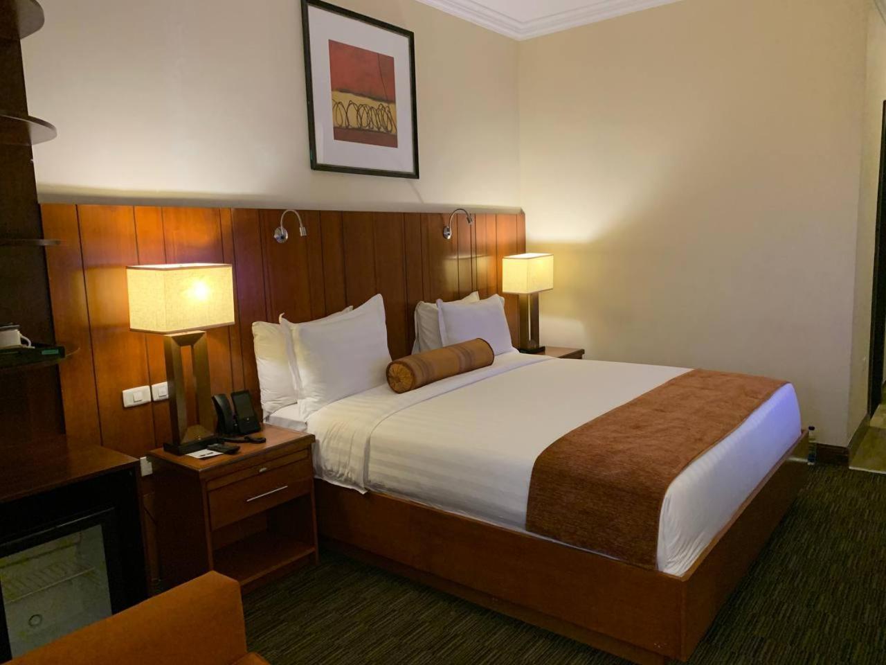 The Hub Hotel Addis Ababa Bagian luar foto