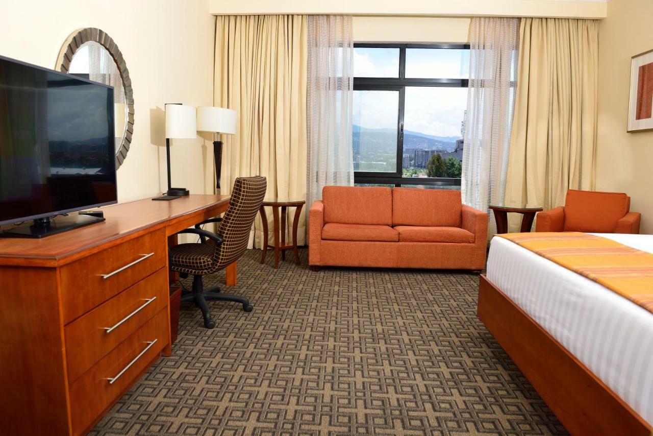 The Hub Hotel Addis Ababa Bagian luar foto